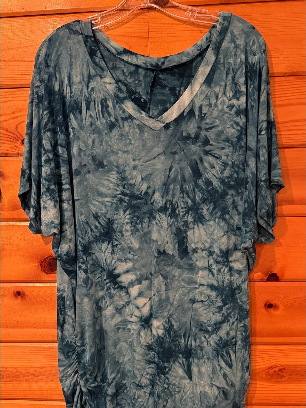 Tie-Dye V-Neck Women’s Top in Blue